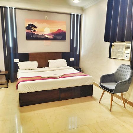Airport Hotel The Terminal Nowe Delhi Zewnętrze zdjęcie