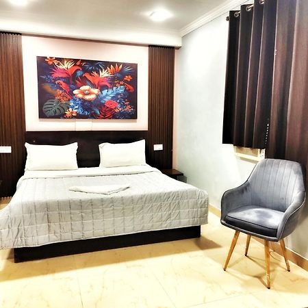 Airport Hotel The Terminal Nowe Delhi Zewnętrze zdjęcie